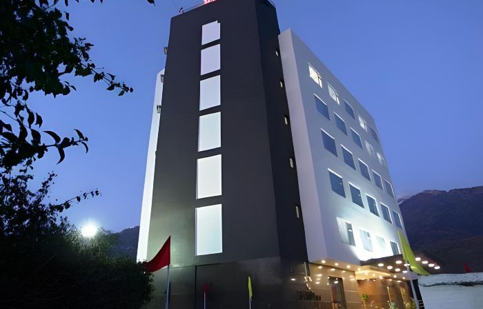 Lemon Tree Hotel, Katra