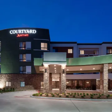 Courtyard Houston North/Shenandoah