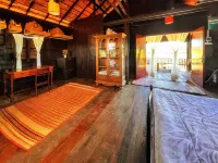 Samroas Homestay Hoteles cerca de ZTO Oudong