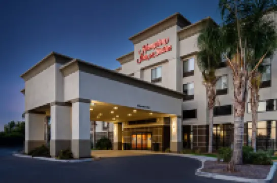 Hampton Inn & Suites Bakersfield/Hwy 58