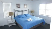 A Beach Vacation Destination. EV Friendly. - balcony