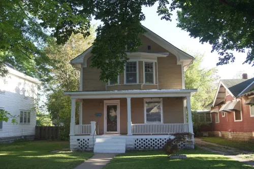 Charming Colonial Home with Private Chipping Green Hotel a Reno County