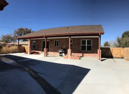 Cozy Home near University of Colorado, Anschutz Hospital and Children's Hospital Отели в г. Арапахо Каунти