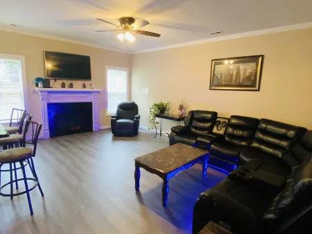 Fully renovated and Modernized home in Chesapeake