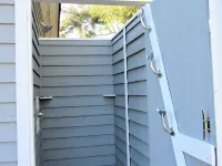 ALMOST NEW cottage in quaint historic downtown Morehead City. Built in 2020.