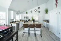 Lux 5bd King w/Theater+Office