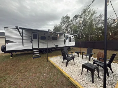 Charming RV with AC in Spring Hill - Perfect for a getaway