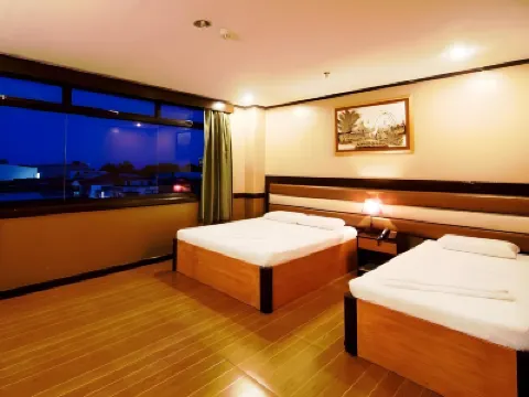 Hotel Palwa Hotels near St. Catherine of Alexandria Cathedral