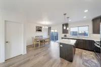 Modern Townhome By Trax Station, Close to Ski & Downtown, EV Charger & Flex Room