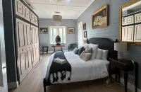Country charm, exclusive farm retreat - 3 houses (21 pax) 7 minutes to Byron Bay