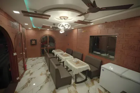 The Candlewood Resort Отели в г. Саран Нандгаон