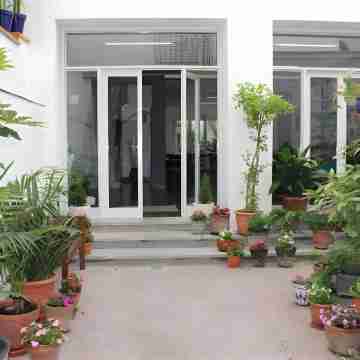 Hostal Mediterráneo Hotel Exterior