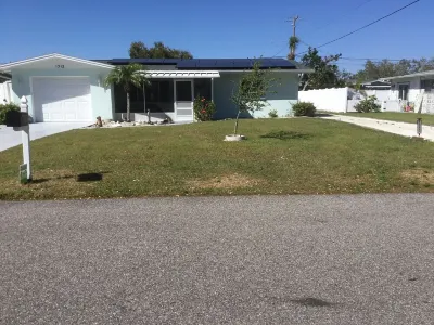 Venice Beach Studio-Centrally Located-Great Price-Clean-Private
