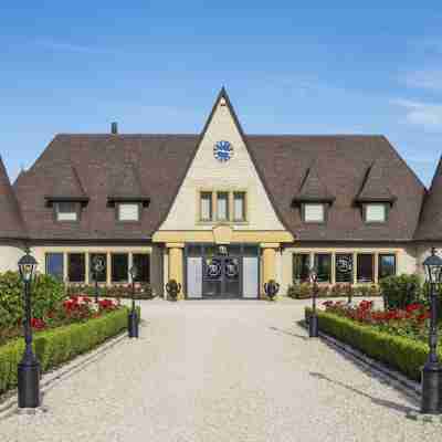 Château R Hotel Exterior