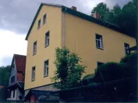 Stylishly furnished apartment in Rathmannsdorf in the Zauketal, allergy sufferers