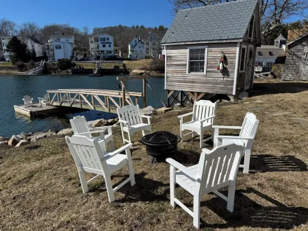 The Sea Eagle - Luxury 5 BR Waterfront Home in Boothbay Harbor with private dock