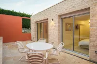 House with patio; Loire view