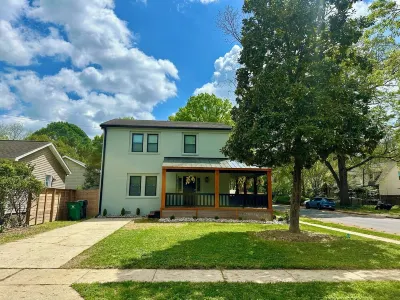 Sauna Luxury in NoDa Hotels in North Charlotte