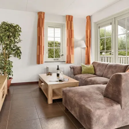 Bungalow in South Holland With Private Jetty Hoteles en Simonshaven