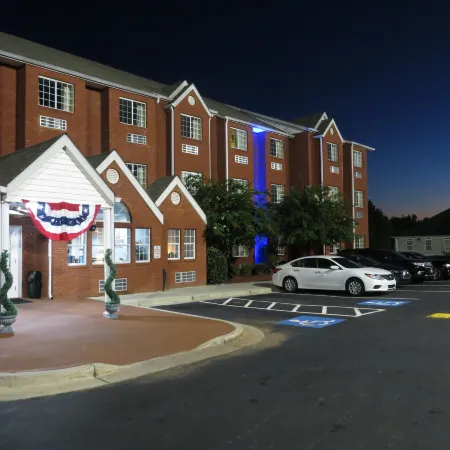 Microtel Inn & Suites by Wyndham Stockbridge/Atlanta I-75