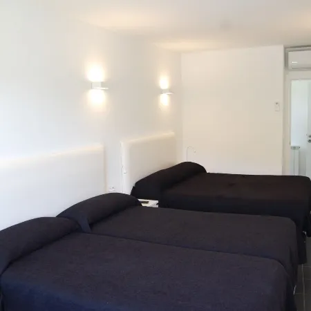 Hostal Tres Campanas
