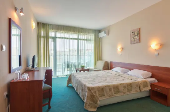 Hotel L&B- Free Parking