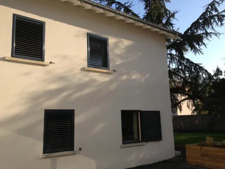 Demeure & Dépendance - Chambres d'hôtes Depuis 2012 Отели в г. Тассен-ла-Деми-Люн