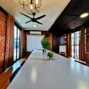 檳城 Head Batas 泳池邊佩塔帕丁小屋