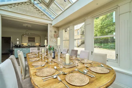 Luxury Big House Berkeley House Near Bath