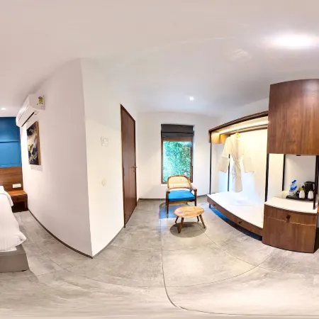 HUDSON RESORTS