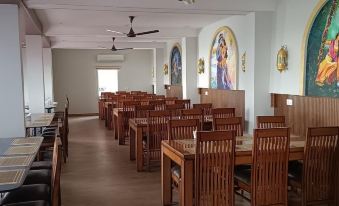 Gold Nest Rubystone Heritage