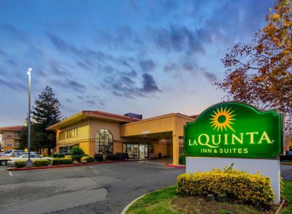 La Quinta Inn & Suites by Wyndham Oakland - Hayward