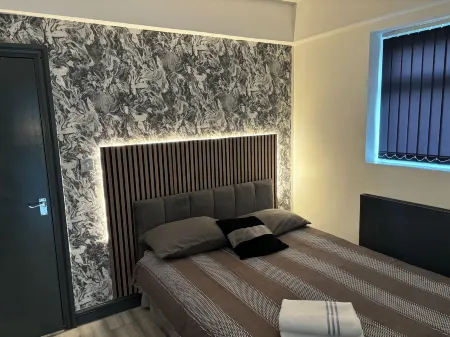 Hills View Apartments Отели рядом с достопримечательностью «Cheetham Hebrew Congregation»