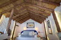 HOBBIT HOTEL Hotels in Penol