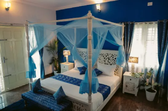 Adhyaya - Heritage Reverbed 4 BHK AC Triplex Villa Hotels in 