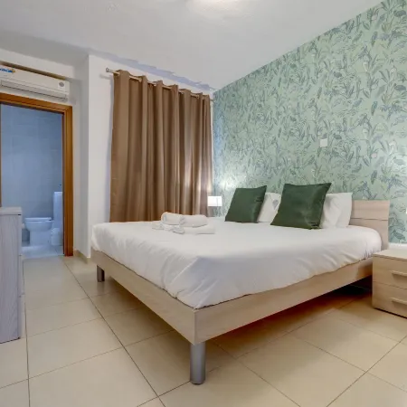 Sliema Tigne Suites