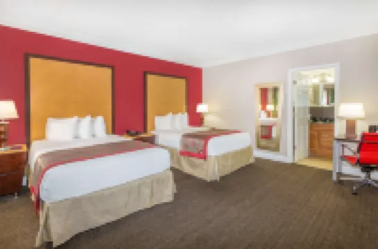 Ramada by Wyndham Miami Springs/Miami International Airport Hotels in Miami-Dade County