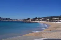 HÔTEL LA ROTONDE Hôtels à : La Ciotat