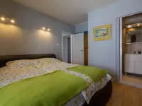 Large Holiday Home with Private Pool, Wellness & Sea View - Balcony