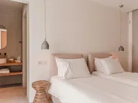 Amarelo Suites Hotels in Klouvas