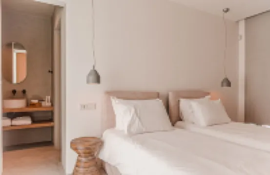 Amarelo Suites