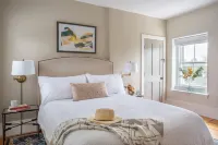 Chapter House Hotels in Yarmouth Port