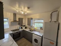 L'Auberge Close Syon Lane Station and Heathrow Hotels in Isleworth