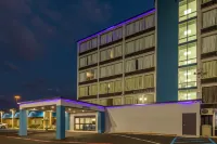 Super 8 by Wyndham Laredo - Phòng tập thể hình