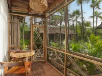 Yaxchen Tulum Cabañas & Cenote Hotels near Cesiak