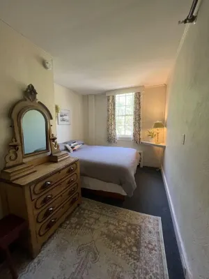 Valley Craft Ales Hotels in Wilmington