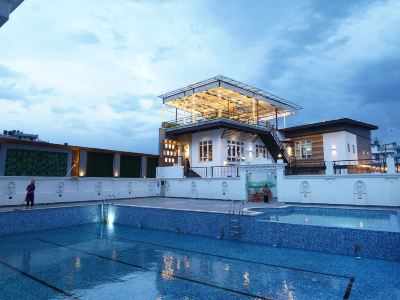 Lotus Shine N Amenities
