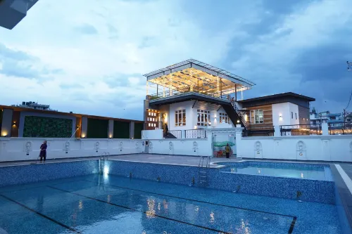 Lotus Shine N Amenities Hotels in Kakani