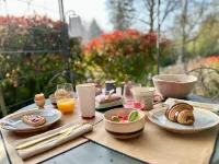 La Demeure Hotels in Asnieres-sur-Oise