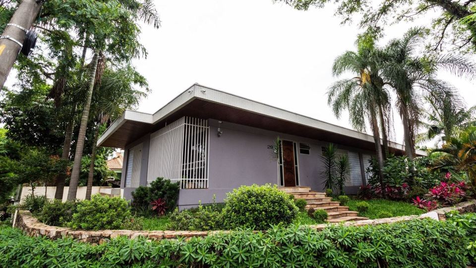 Apartamento Com Quintal em Alto de Pinheiros